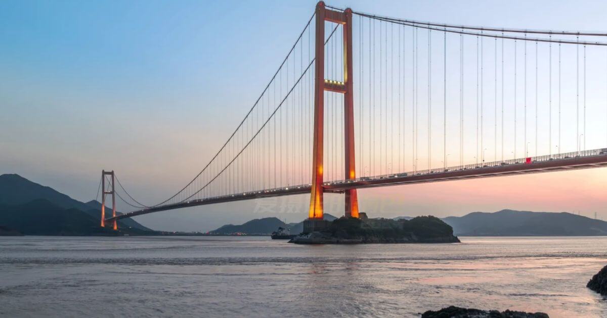 Zhoushan-Cross-sea-Bridge.jpg