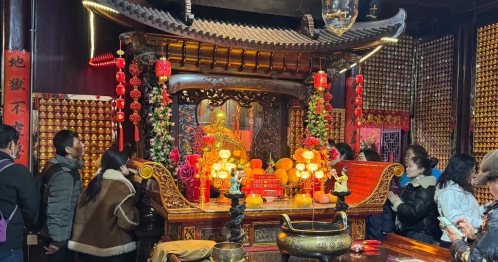 九華山百歲宮金身菩薩供奉殿